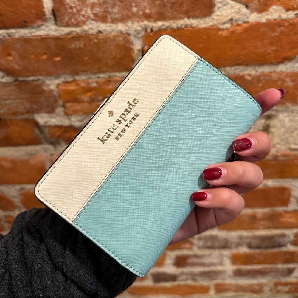 Kate Spade Wallet - Picture 6 of 6